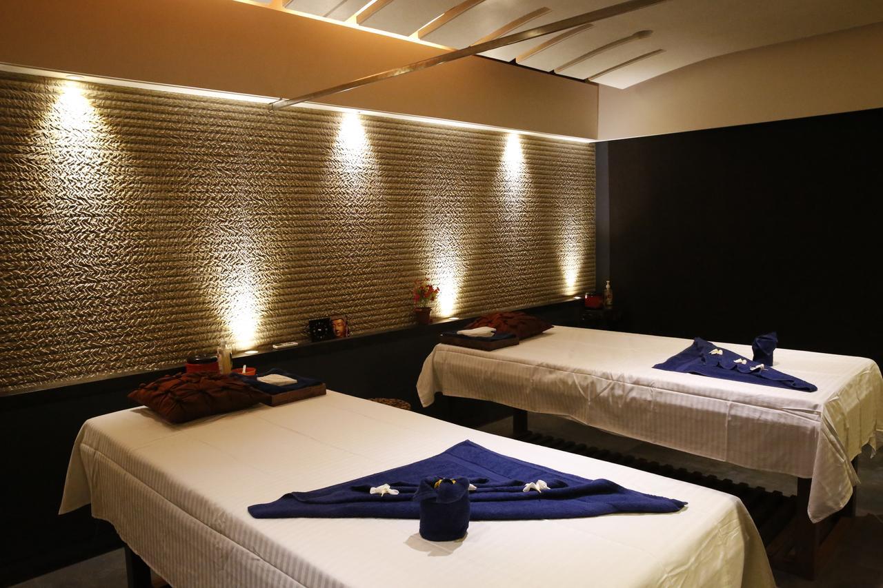 Abhishek Beach Resort And Spa Ganpatipule Exterior photo